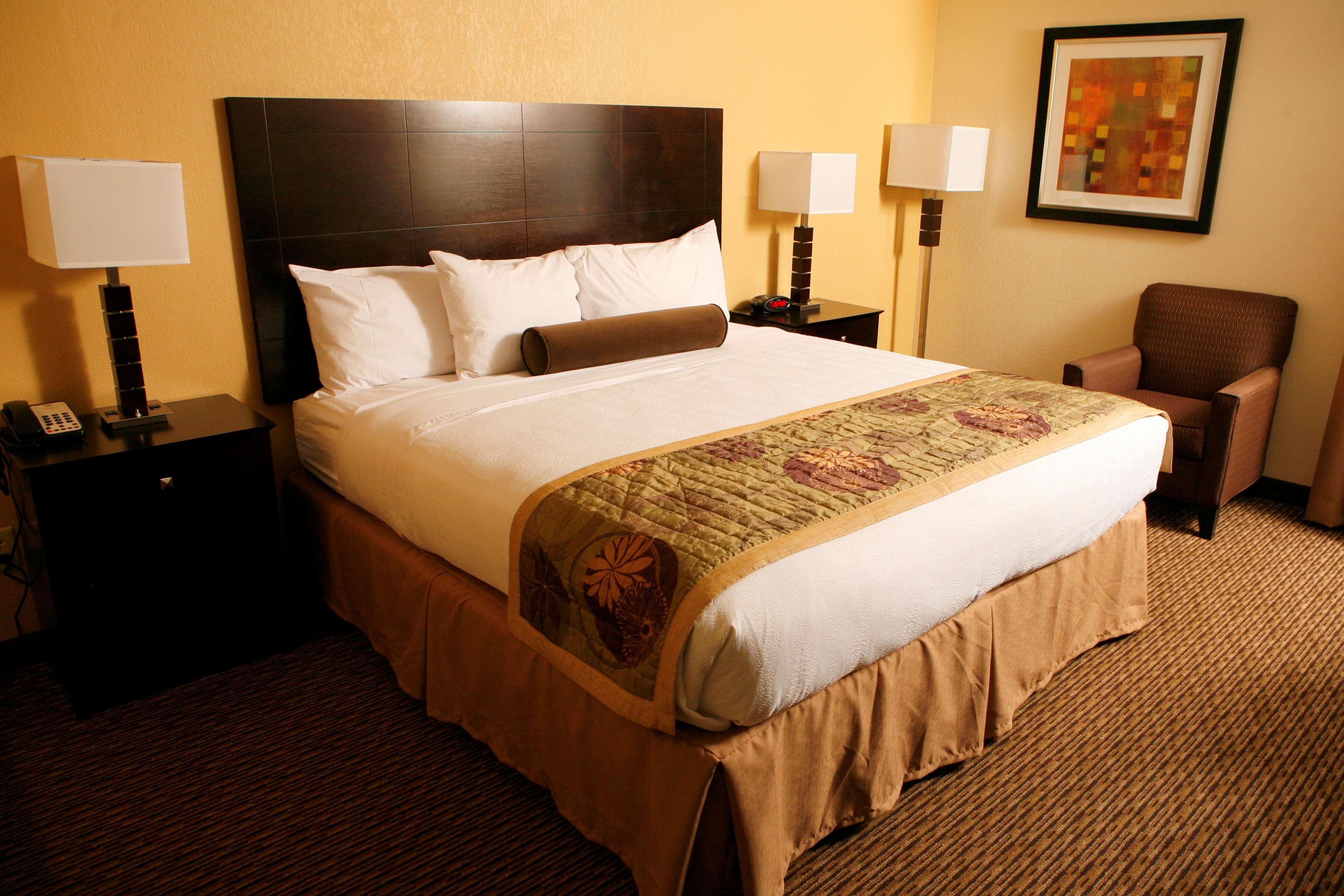 Best Western Plus Goldsboro Eksteriør billede